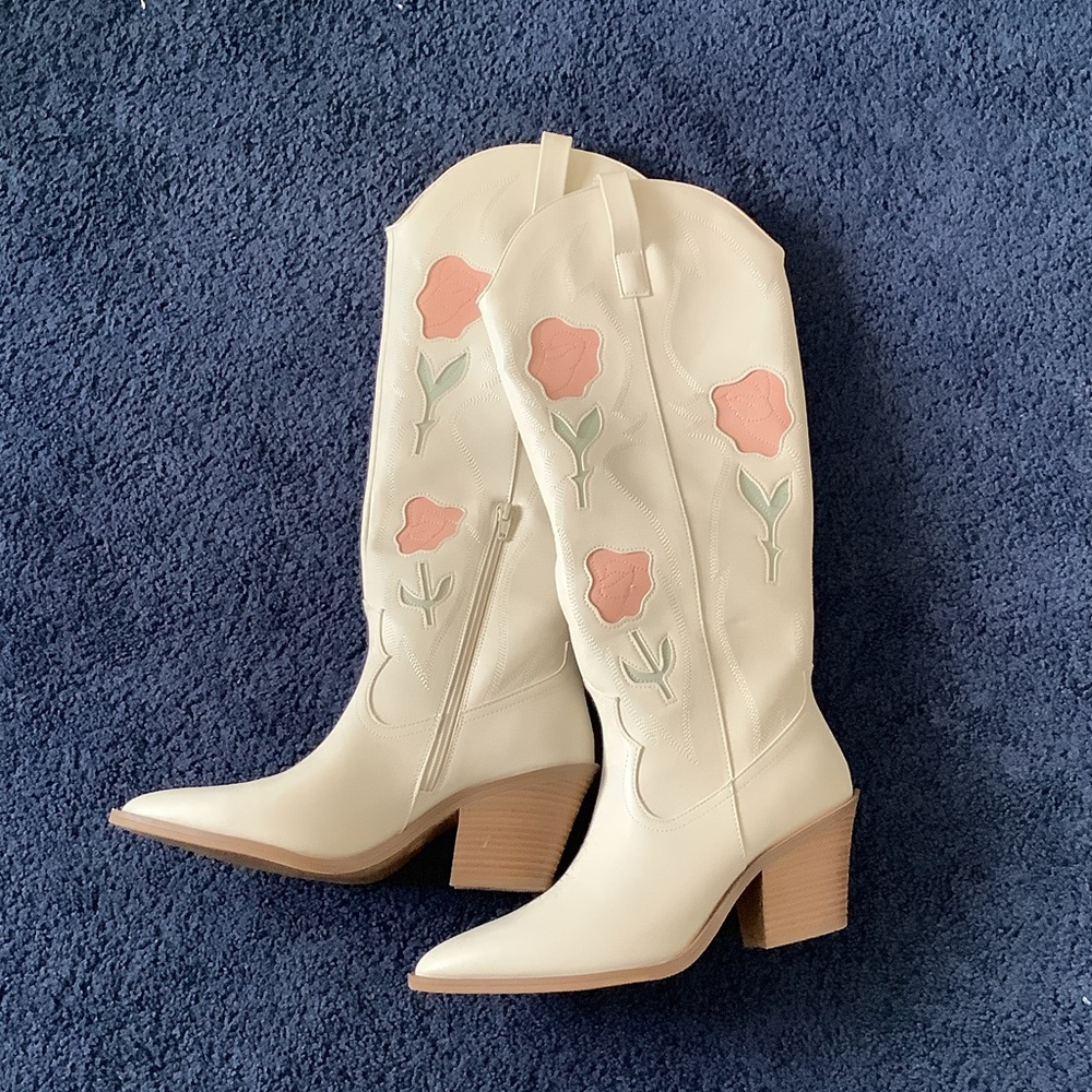 Universal Thread Cream Floral Heeled Boots OBO